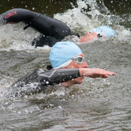 Stefan Teichert und Steve King schwimmen vorne weg